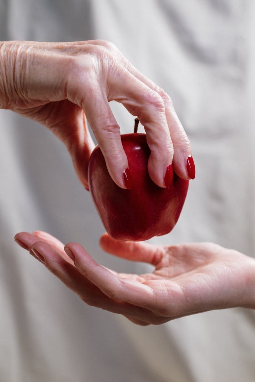 Disney’s Snow White Remake Was Doomed from “Once Upon a Time”